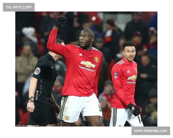 卢卡库转会曼联的动机解析：从职业发展到个人选择的多重考量